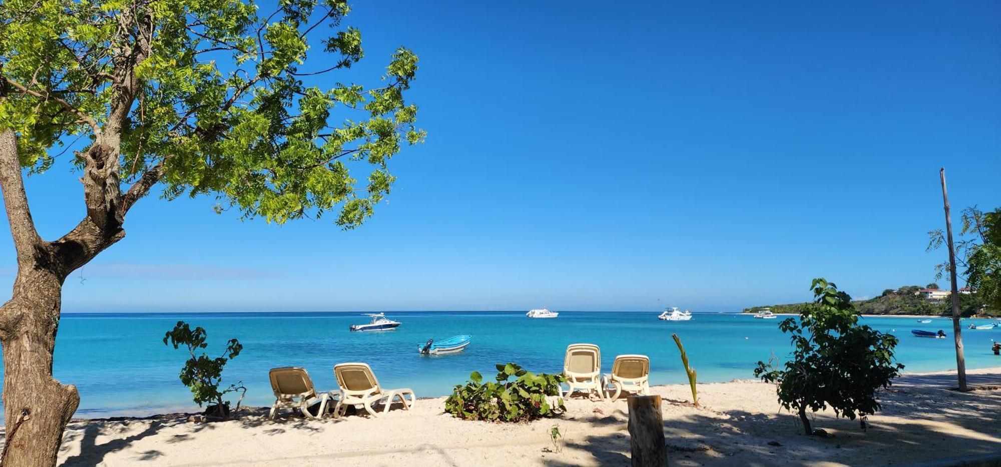 Tropic Ecolodge Punta Rucia Bagian luar foto